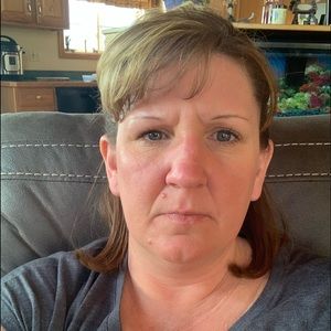 Meet your Posher, Leeann